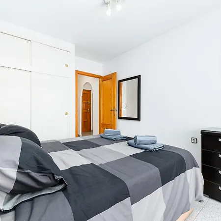 Апартаменти Playa Del Cura Nest