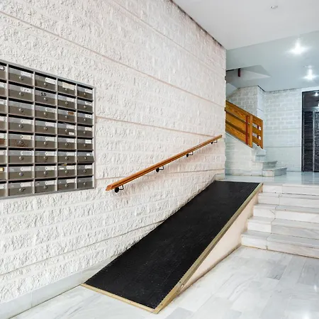 Апартаменти Playa Del Cura Nest